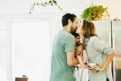 Licencias parentales modernas: los países que ya ofrecen más días a padres