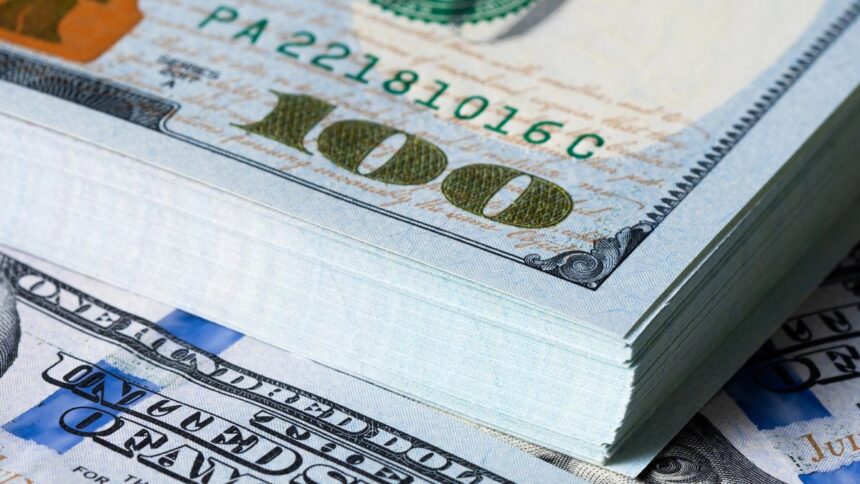 El dólar mayorista trepa $10 tras las elecciones en Brasil y la depreciación del real