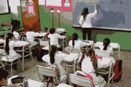 Solo 9 de cada 100 horas de formación docente se destinan a Matemática